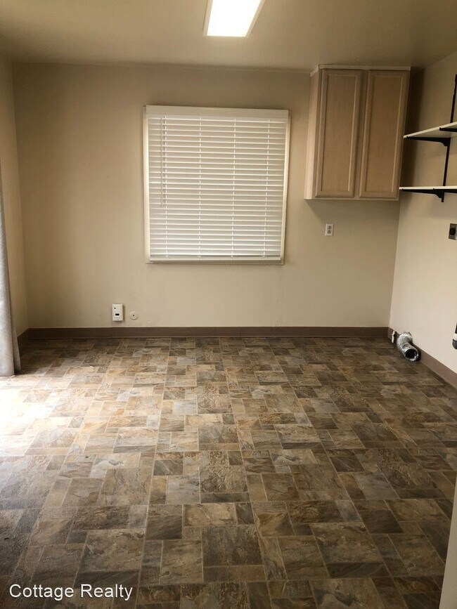 Building Photo - 2 br, 1 bath House - 1598 10th Street
