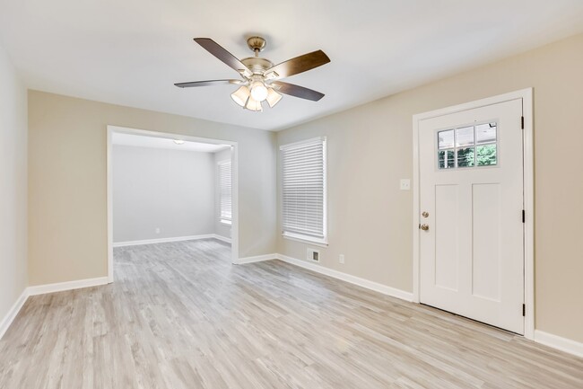 Building Photo - 3459 Brookfield Ln
