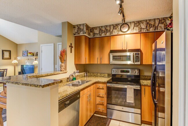 Building Photo - 1011 Crystal Way