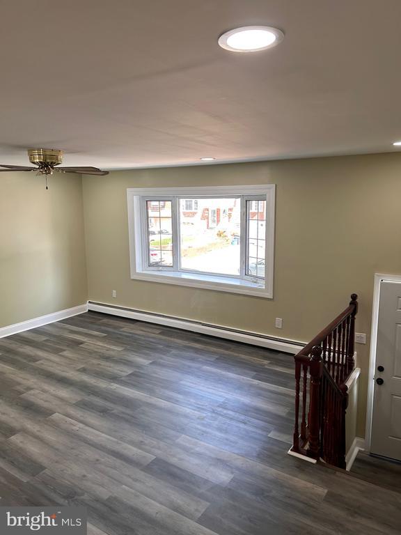 Building Photo - 10804 Rayland Rd