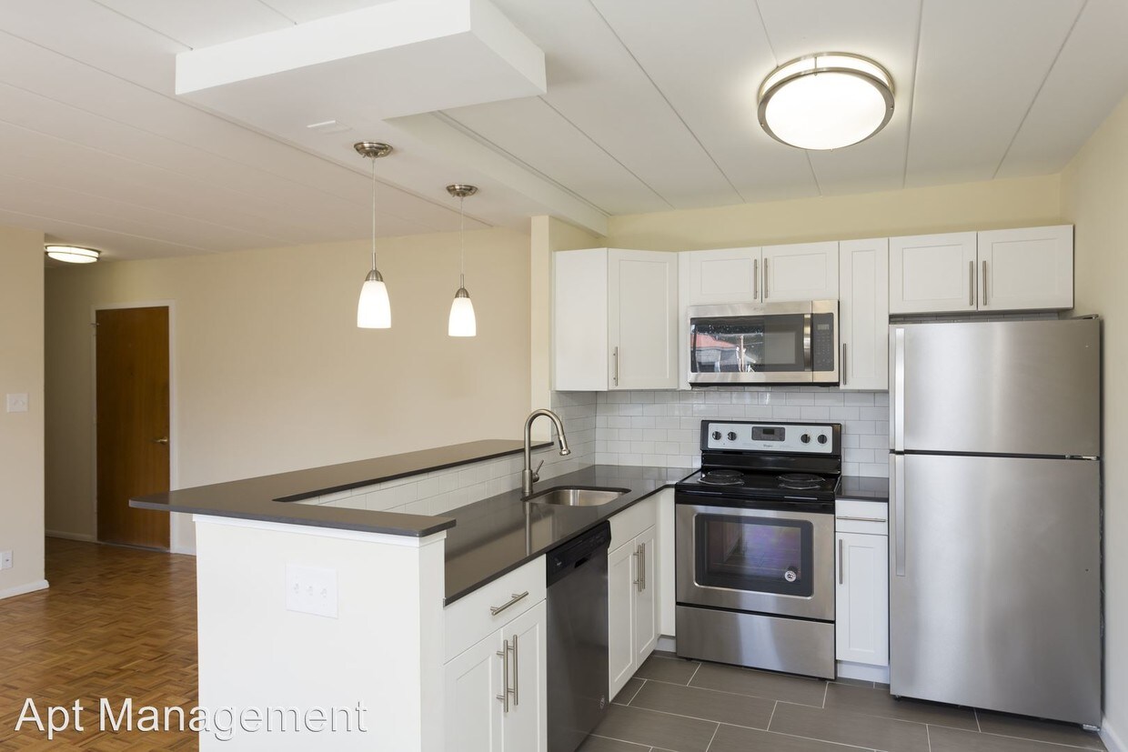 Foto principal - 115-115 Morton Ave