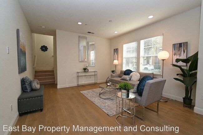 Foto del edificio - 3 br, 2.5 bath House - 38885 Santolina Pl.