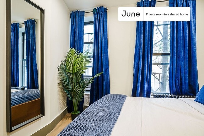 Building Photo - Room in Shared 3 bed/2 bath home in Upper West Side
