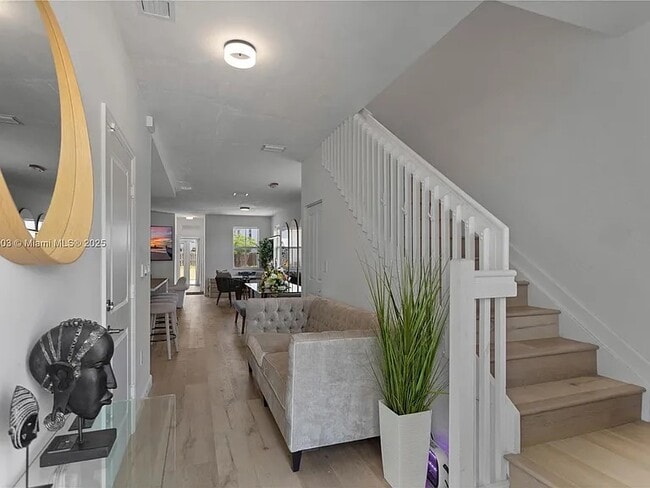 Entryway - 2453 NW 131st Cir