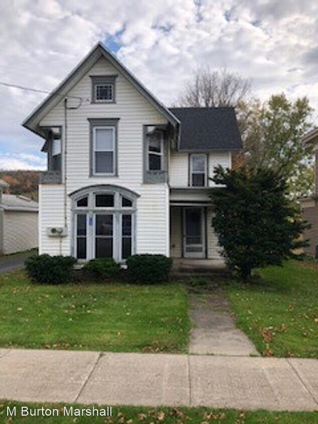Primary Photo - 3 br, 1.5 bath House - 7382 State Rte 20