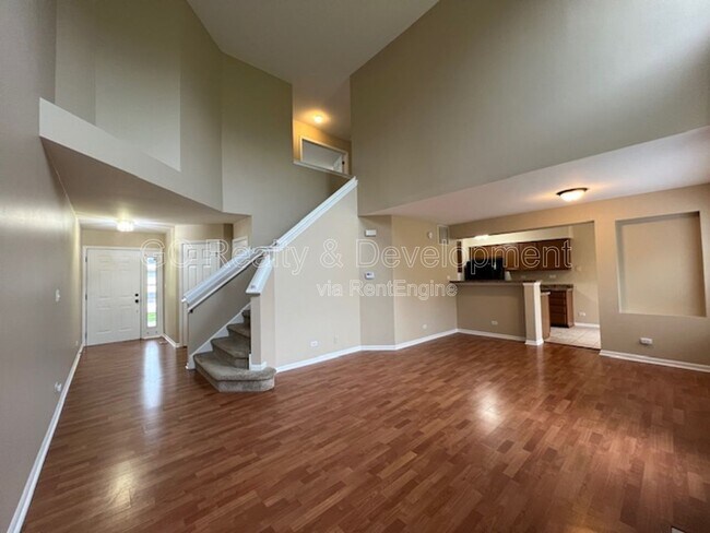 Foto del edificio - 339 S Lancelot Ln