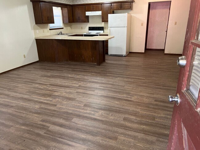 Foto del edificio - Easy Access ~ 3 bedroom 1 bathroom