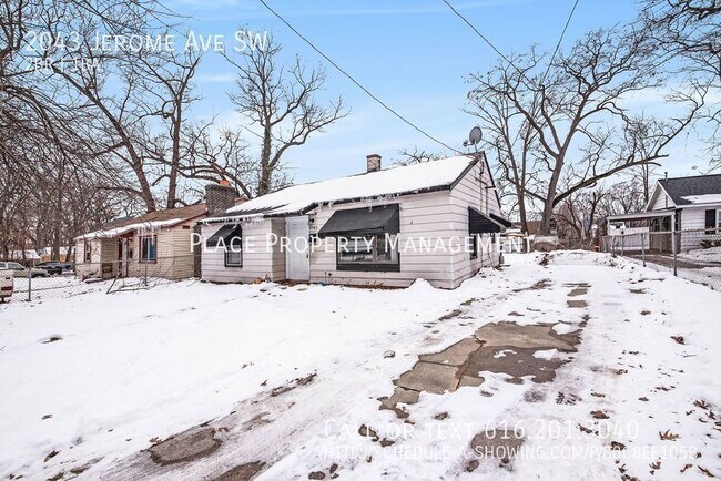 Building Photo - 2043 Jerome Ave SW