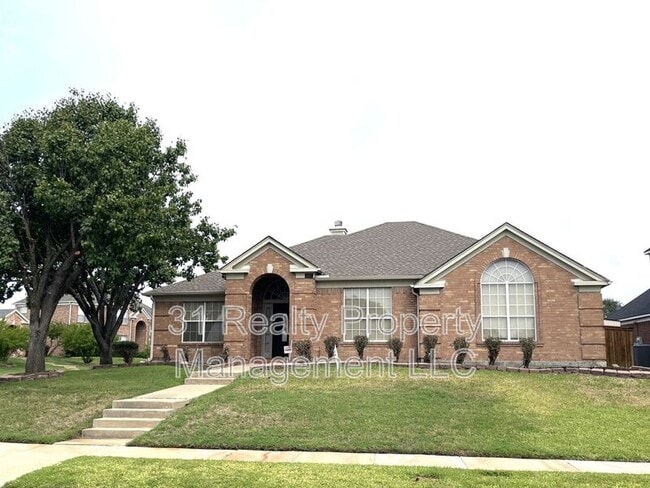 Photo - 1307 Edinboro Ln House