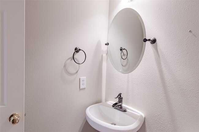 Foto del edificio - 119 S Merryweather Cir