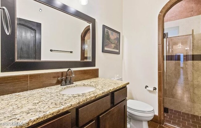 Building Photo - 3 br, 3 bath House - 5168 San Carlos Ct