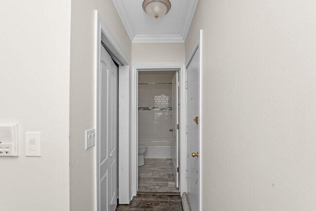 Foto del edificio - 915 W Waveland Ave