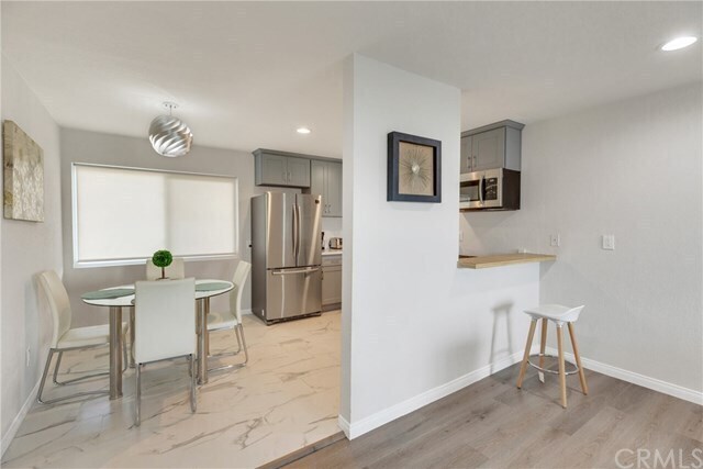 Foto del edificio - 7781 Slater Ave