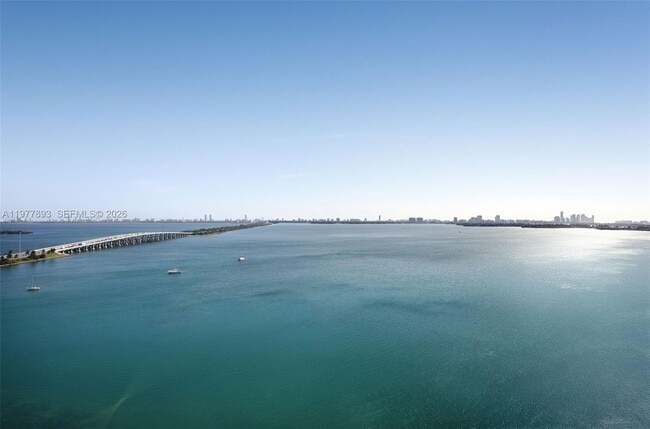 Foto del edificio - 3131 NE 7th Ave