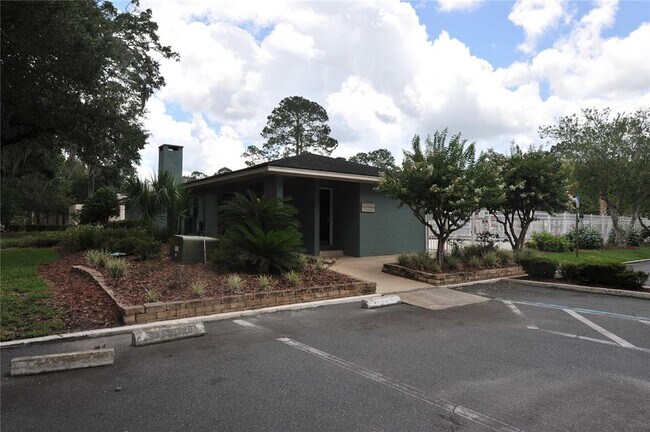 Foto del edificio - 501 SW 75th St