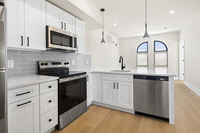 Building Photo - Welcome to Residence at North Park One