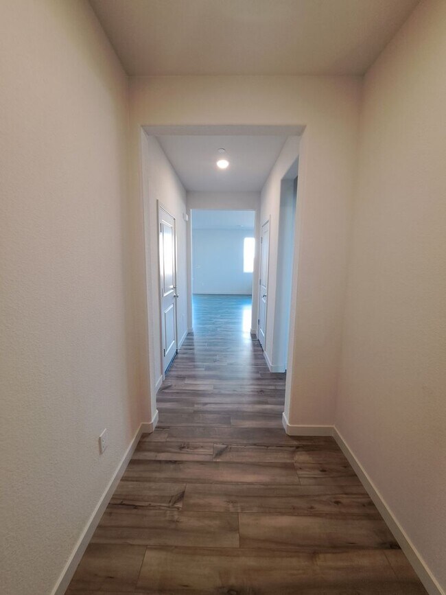 Foto del edificio - Beautiful, Almost New Home in Monte Verde ...