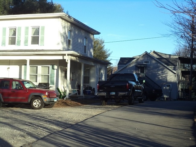 Building Photo - Torringford Apartments