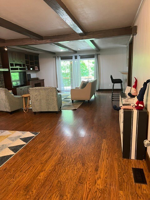 Building Photo - 5 Basore Cir