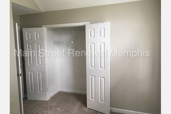 Building Photo - 8532 Overcup Oaks Dr