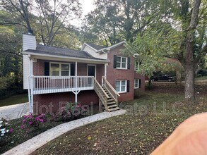 Building Photo - 459 Oak Hill Cir
