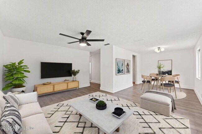 Photo - 2348 Sherrington St House