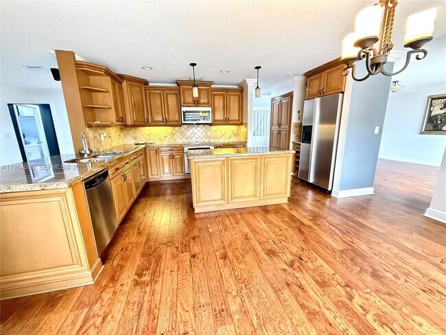 Photo - 19909 SW 7th Pl House