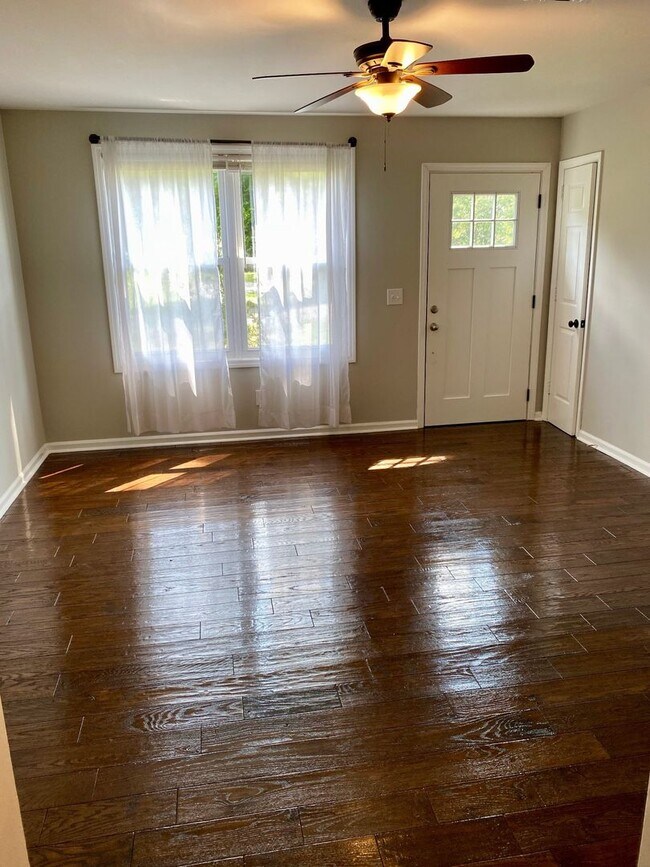 Foto del edificio - Charming East Nashville Home!