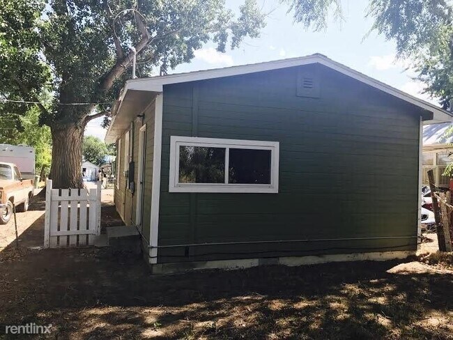 Building Photo - 2 br, 1 bath House - 811 8th Ave N