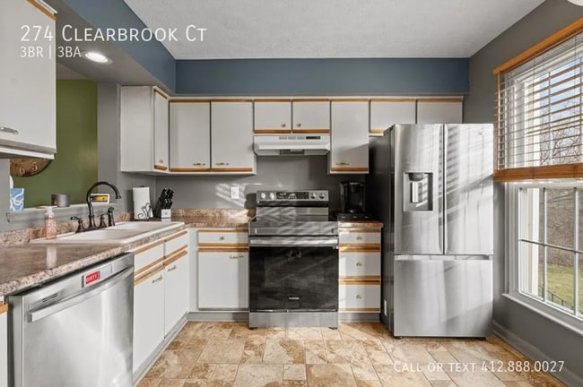 Building Photo - 274 Clearbrook Ct