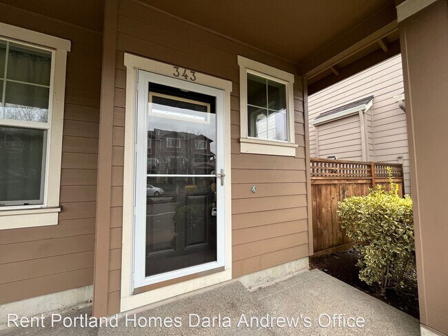 Building Photo - 3 br, 2.5 bath House - 343 NE Edgeway Dr.