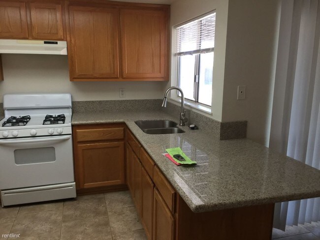 Foto del edificio - 233 Beachwood Dr