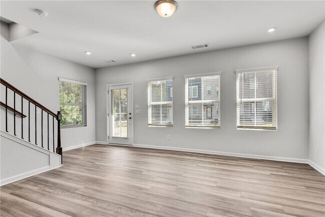 Foto del edificio - 1216 Marlo Wy