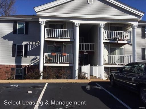 Primary Photo - 1239 Creve Coeur Crossing Ln