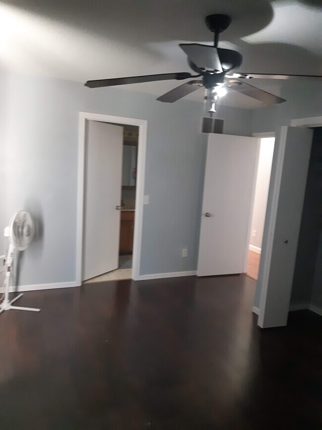 Foto del edificio - 6205 Brown St