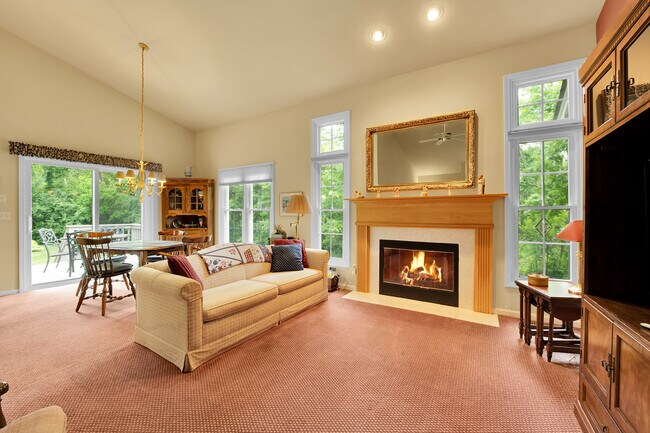 Foto del edificio - 41856 Riverwood Ct