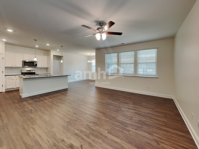 Foto del edificio - 7213 Garrett Court