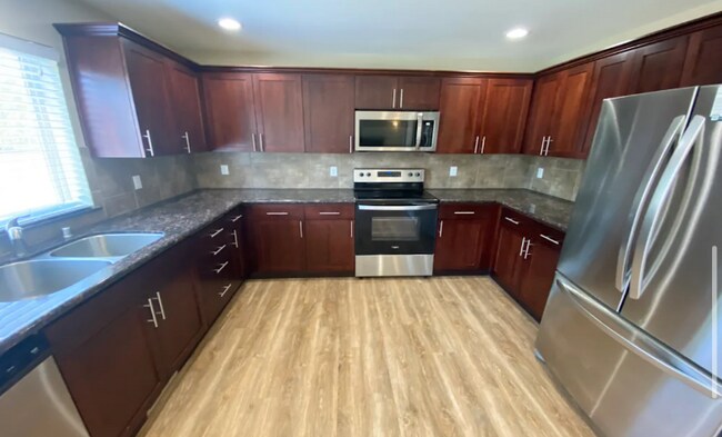 Foto del edificio - 6802 208th St E