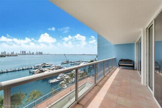 Building Photo - 1800 Sunset Harbour Dr