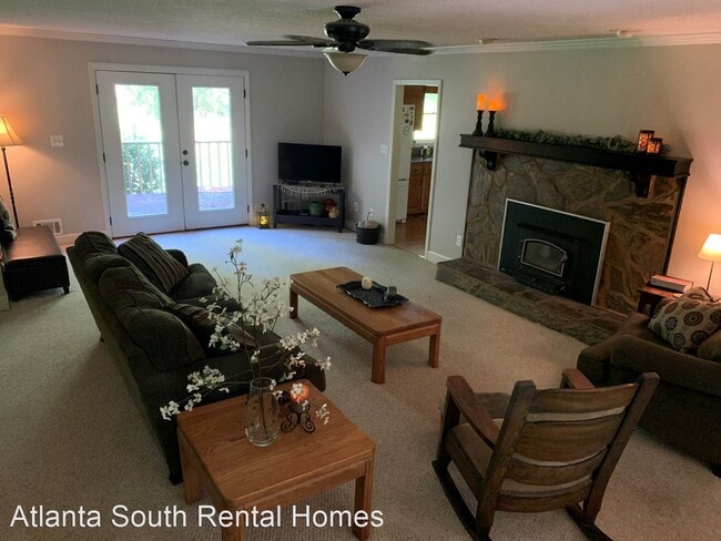 Building Photo - 4 br, 3.5 bath House - 140 Crimson Ridge
