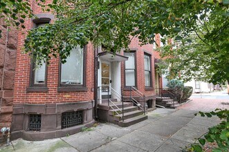 Building Photo - 803 N 2nd St