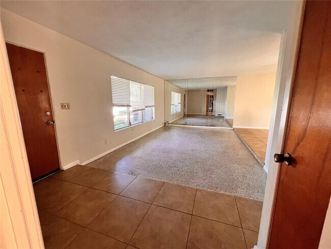 Building Photo - 3607 Squire Ln