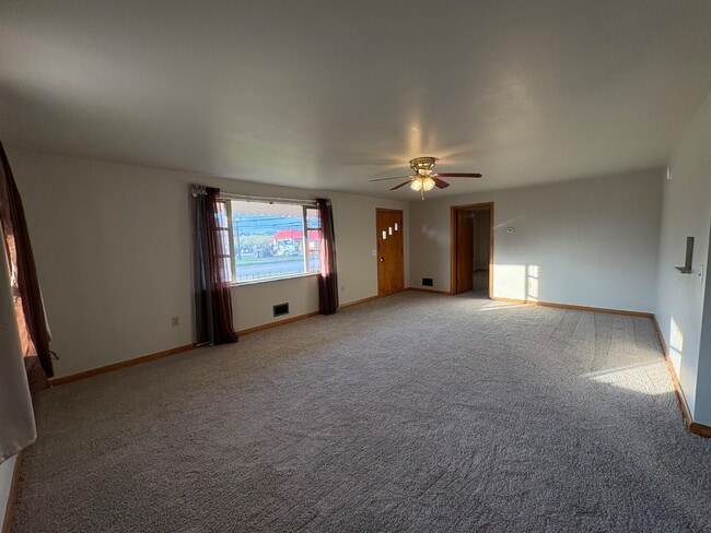 Foto del edificio - 1722 Washington Blvd