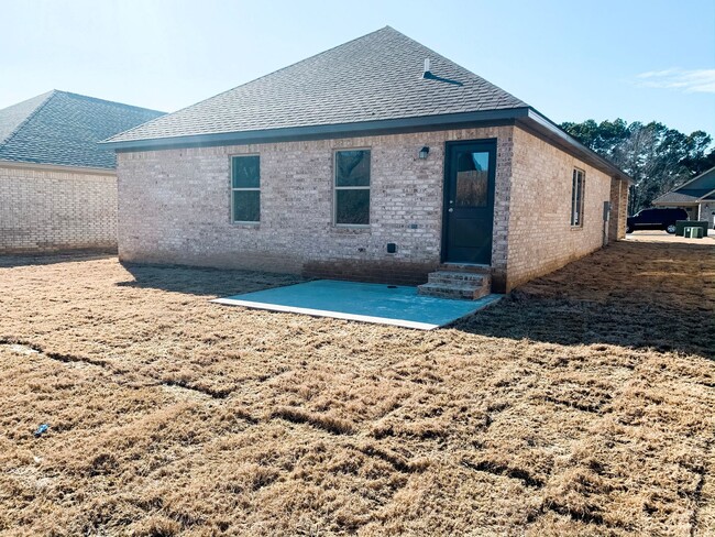 Building Photo - 264 Wolf Den Dr