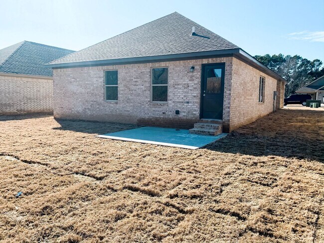 Building Photo - Modern 3-BR/2-BA Home Near ASU