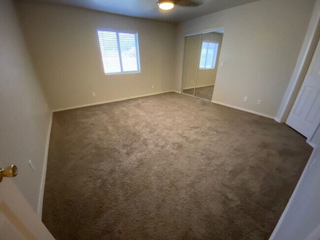 Foto del edificio - 3 Bedroom - 2 Bath Home