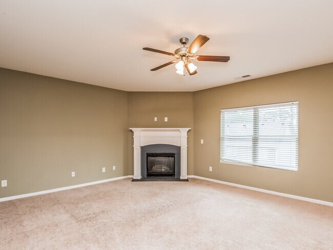 Building Photo - 3542 Sandy Bank Dr