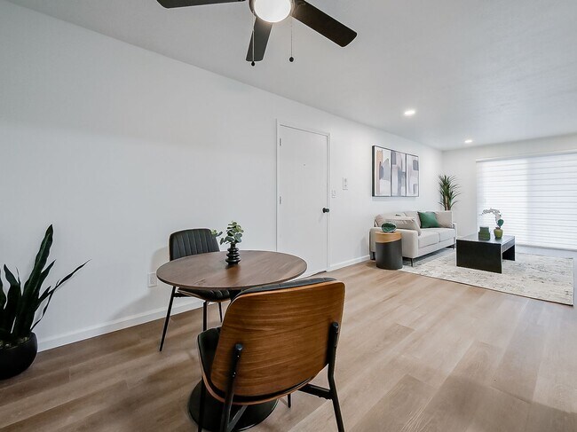 Foto del edificio - All New Luxury Living In Plymouth