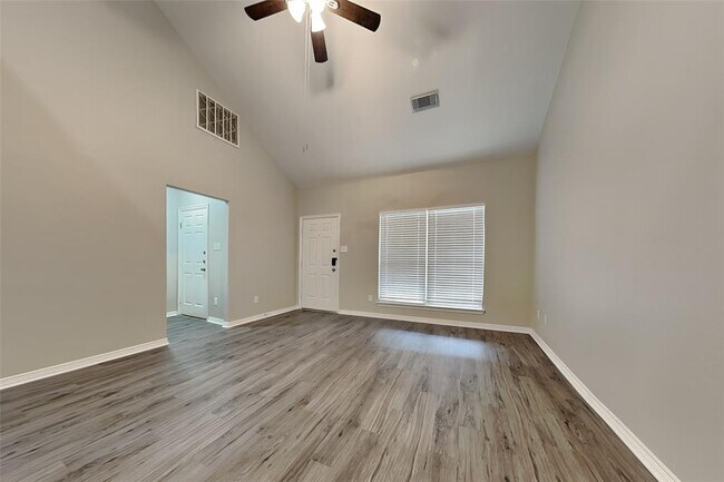 Building Photo - 10030 Sweet Olive Way