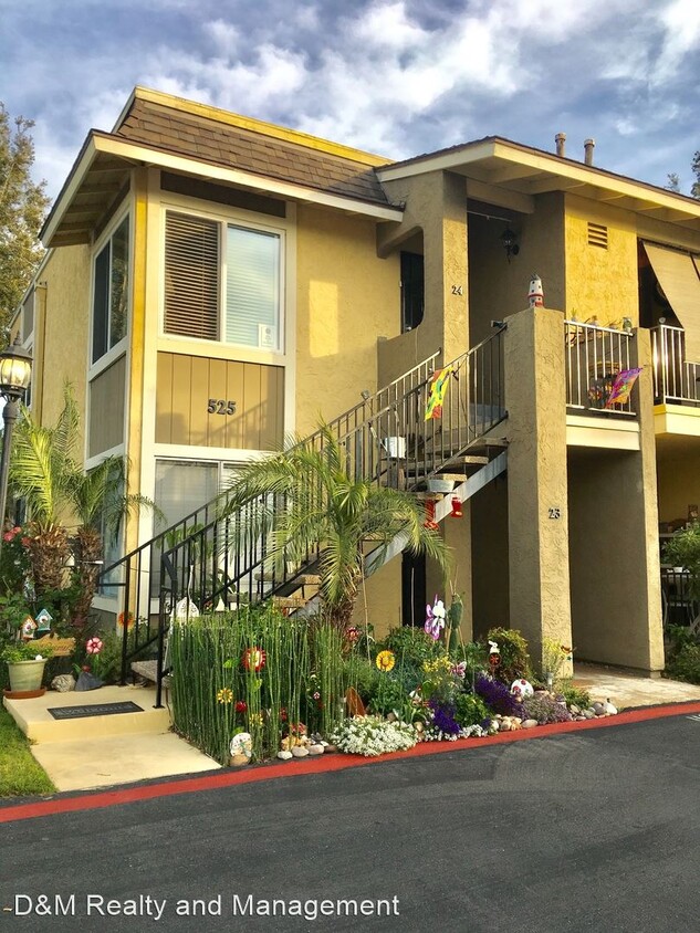 2 br, 2 bath House - 525 N Beech St #24 - 2 br, 2 bath House - 525 N Beech St  #24